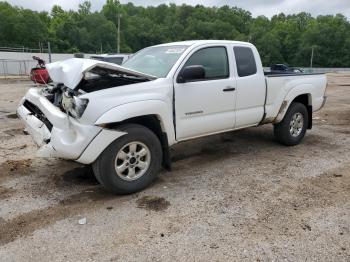  Salvage Toyota Tacoma