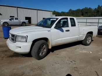  Salvage Dodge Dakota