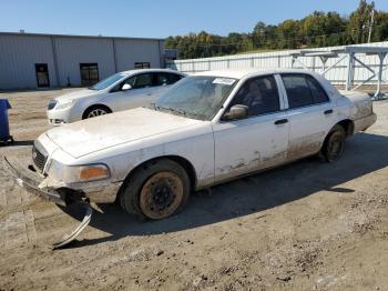  Salvage Ford Crown Vic