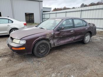  Salvage Nissan Maxima