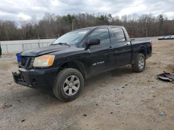  Salvage Nissan Titan