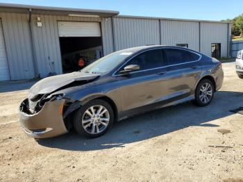  Salvage Chrysler 200