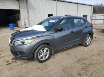  Salvage Nissan Kicks