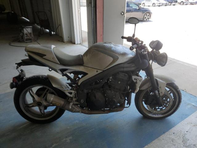  Salvage Triumph Motorcycle Speedtripl