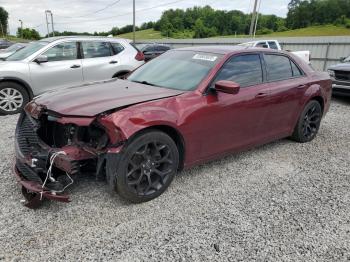  Salvage Chrysler 300
