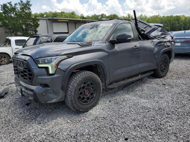  Salvage Toyota Sequoia
