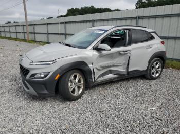  Salvage Hyundai KONA