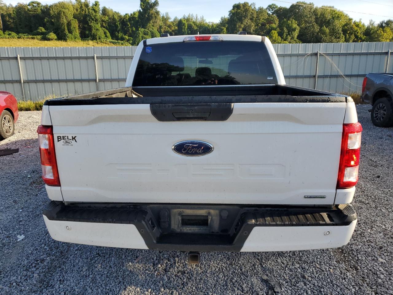 Ford F-150 Supercrew Image 4