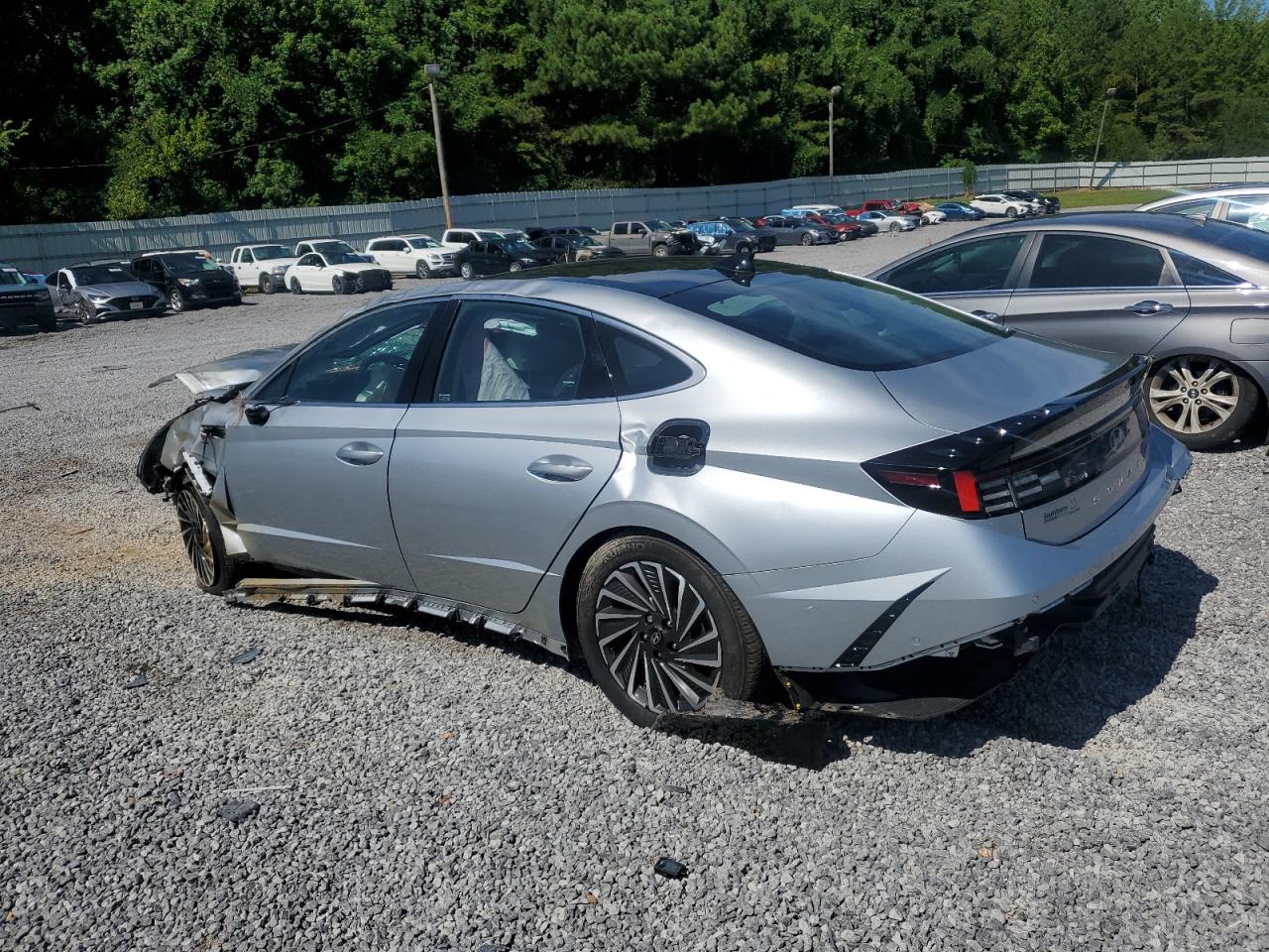 Hyundai SONATA Hybrid Image 6