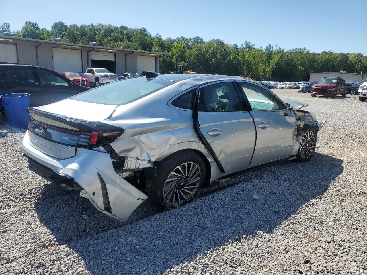 Hyundai SONATA Hybrid Image 11