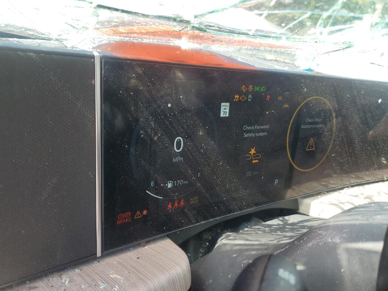 Hyundai SONATA Hybrid Image 2