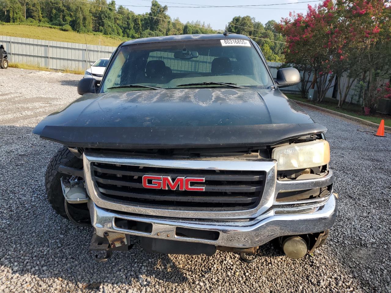 GMC Sierra K1500 Image 8