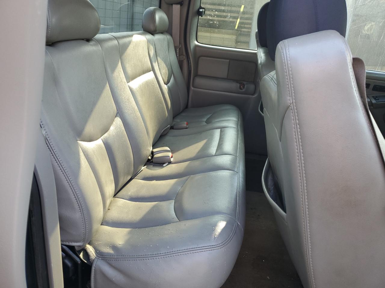 GMC Sierra K1500 Image 4