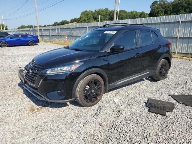  Salvage Nissan Kicks