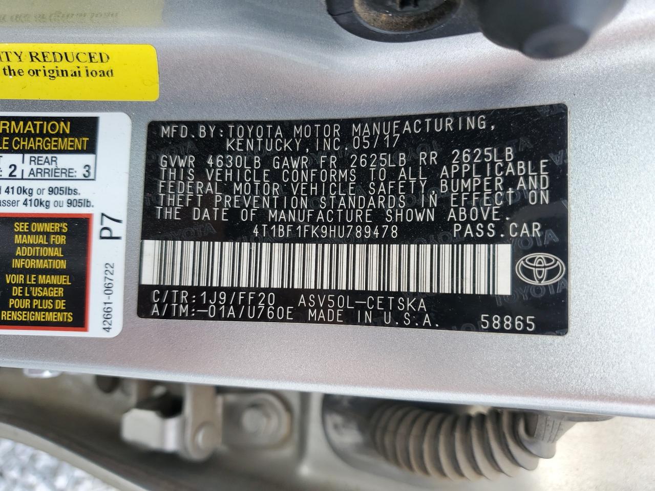 Toyota Camry Le Image 12