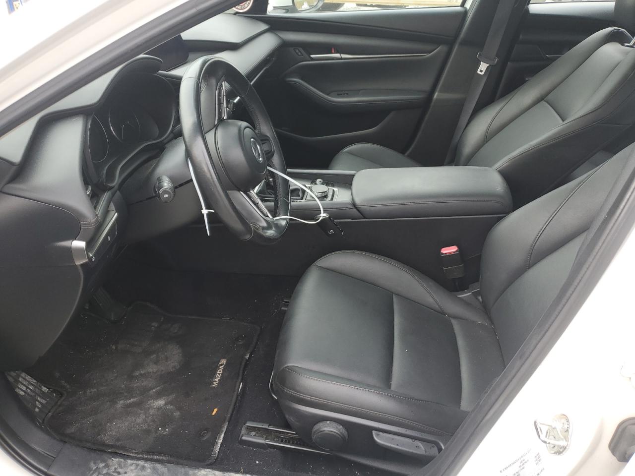 Mazda 3 Select Image 8