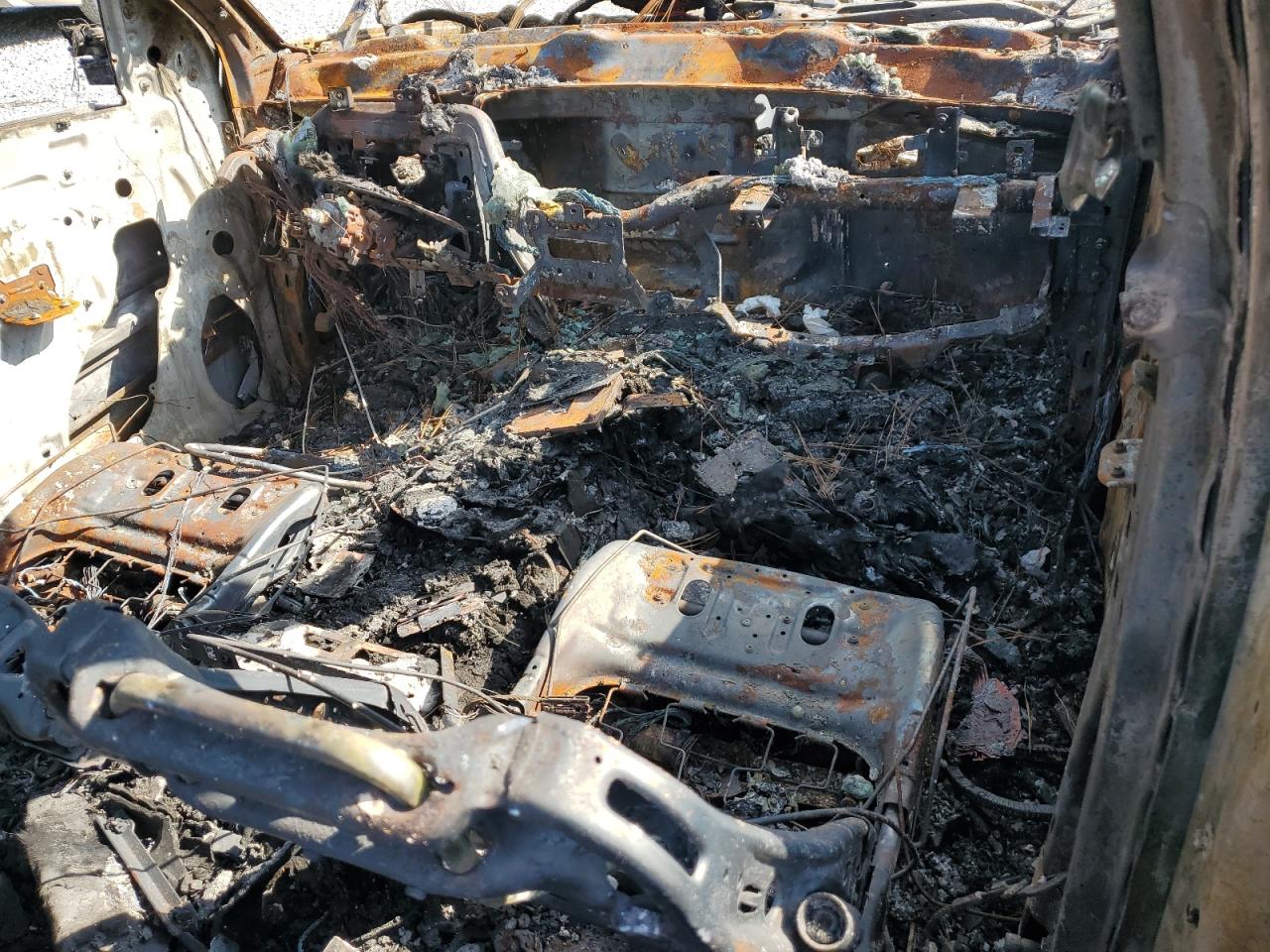 GMC Sierra C1500 Slt Image 2