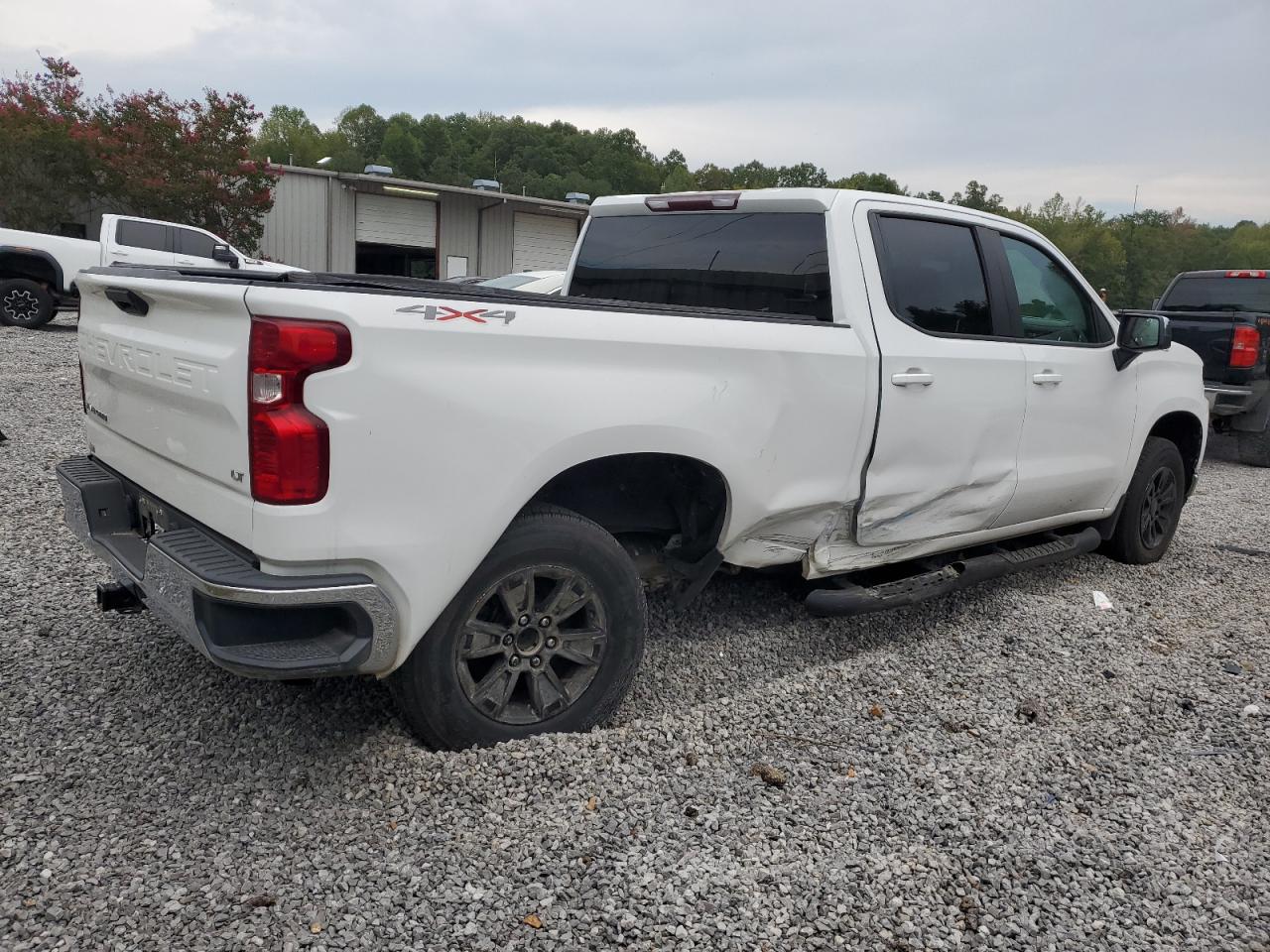 Chevrolet Silverado K1500 Lt Image 11