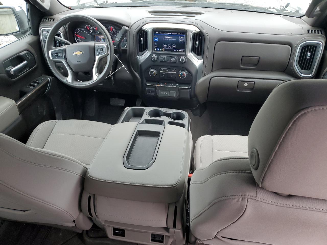 Chevrolet Silverado K1500 Lt Image 10