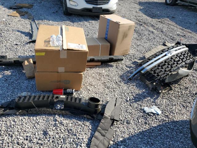 Chevrolet Tahoe C1500 Ls Image 6