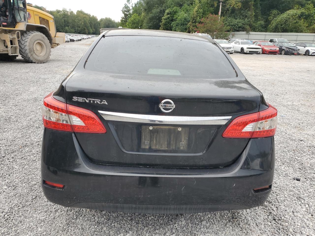 Nissan Sentra S Image 11