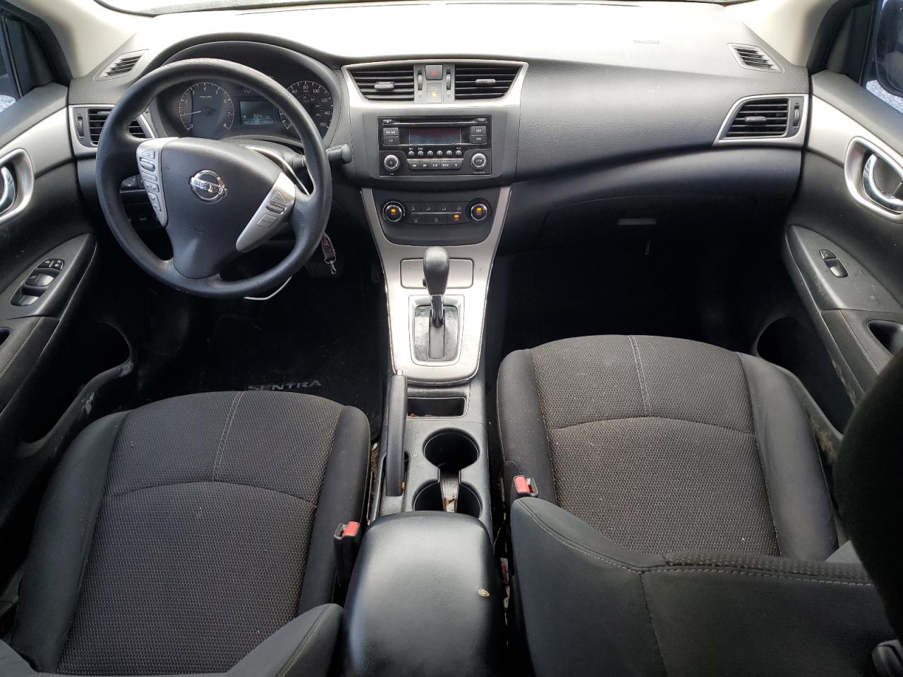 Nissan Sentra S Image 6