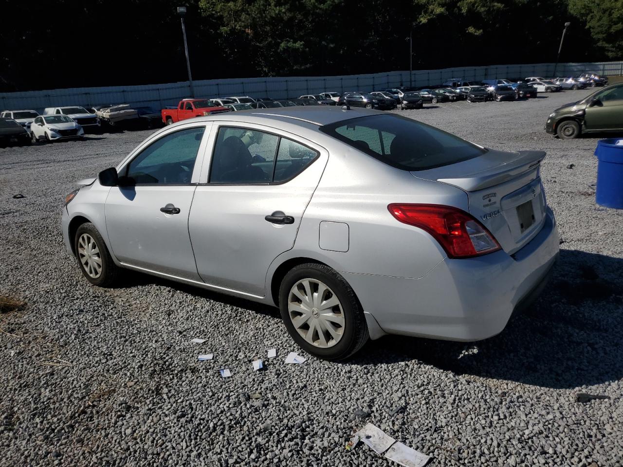 Nissan Versa S Image 2