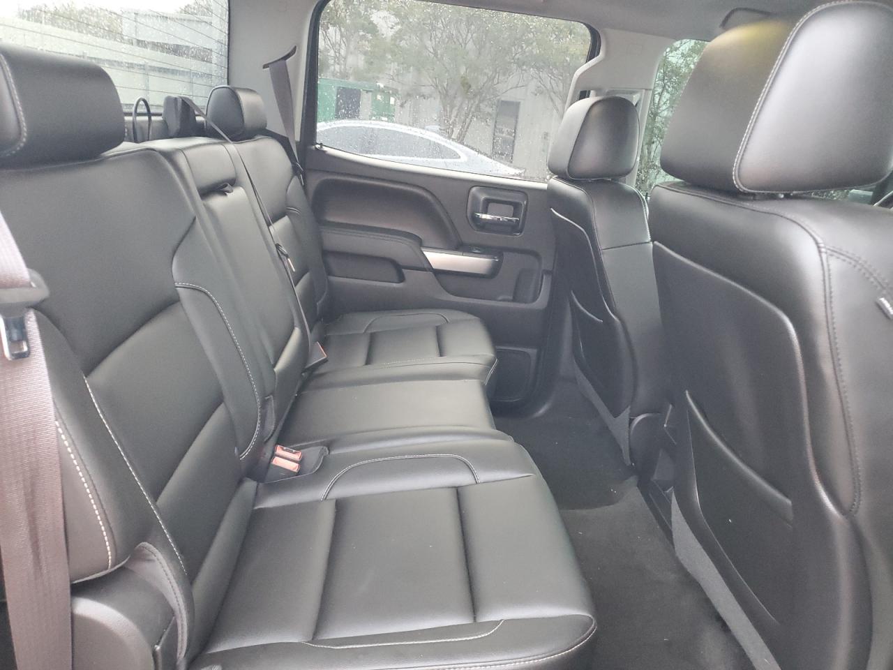 Chevrolet Silverado K2500 Heavy Duty Lt Image 6