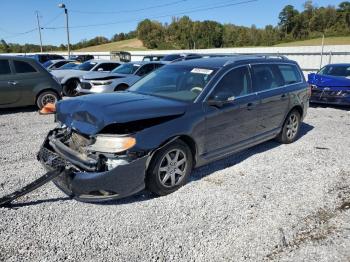  Salvage Volvo V70