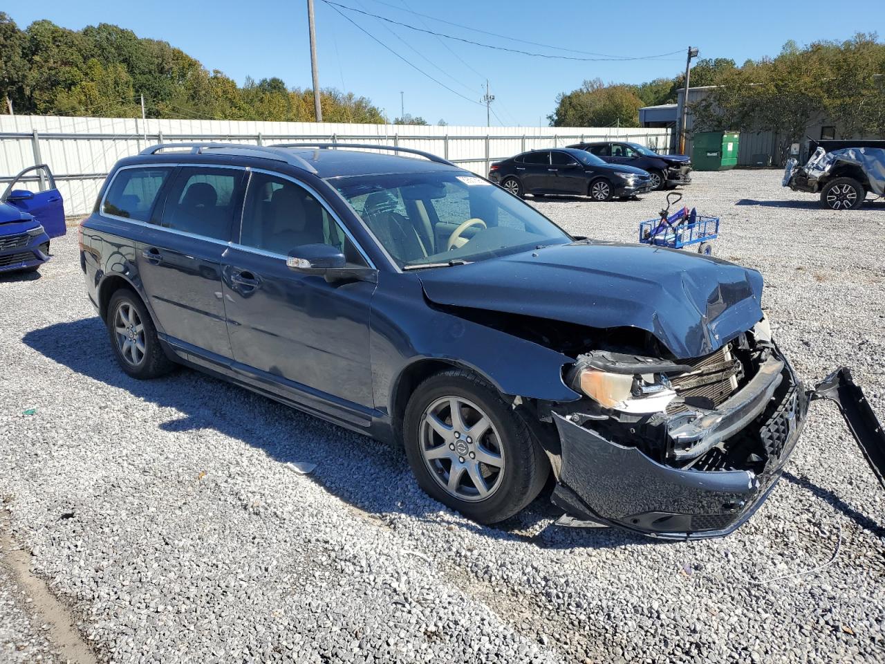 Volvo V70 3.2 Image 3