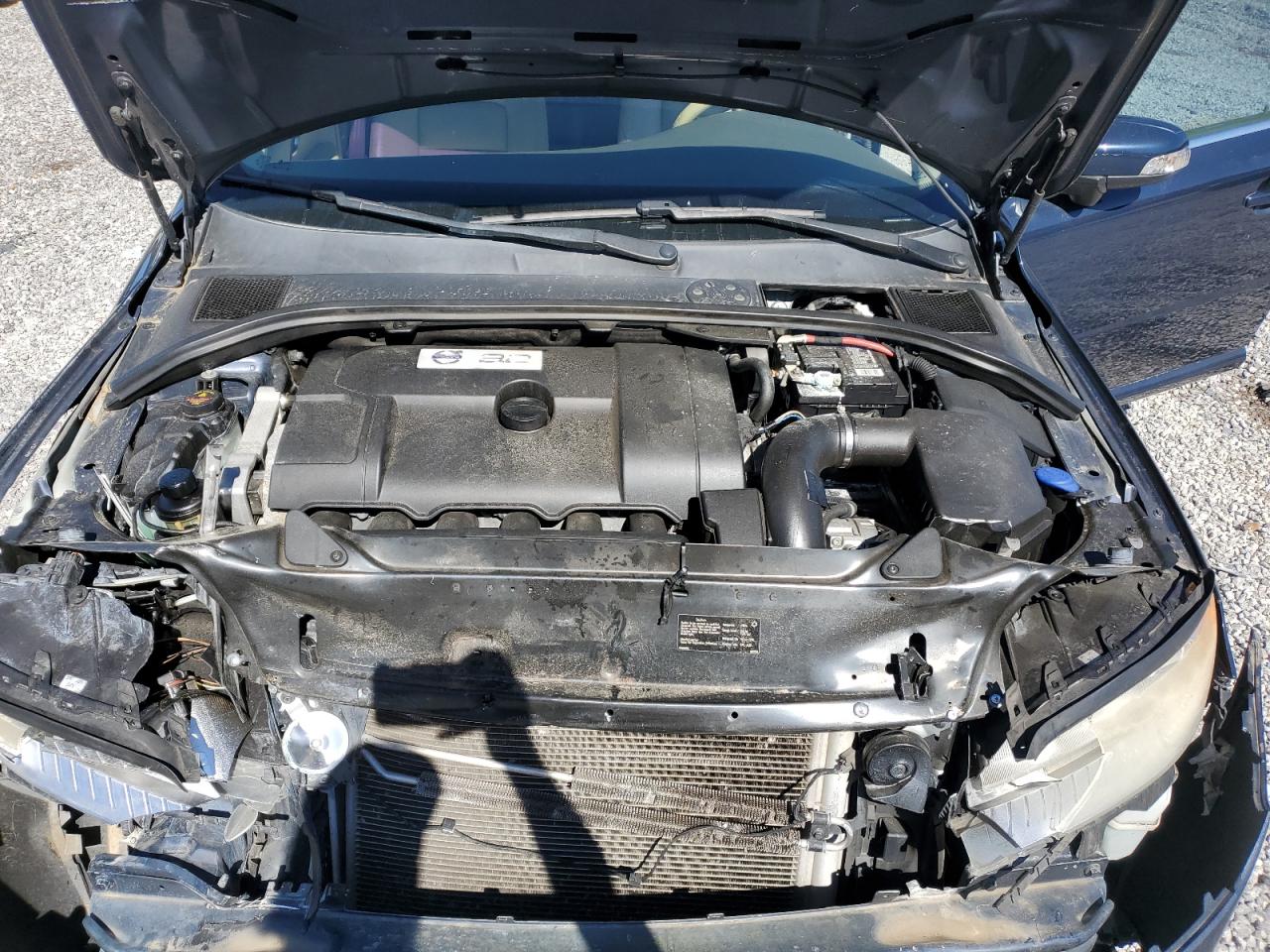 Volvo V70 3.2 Image 8