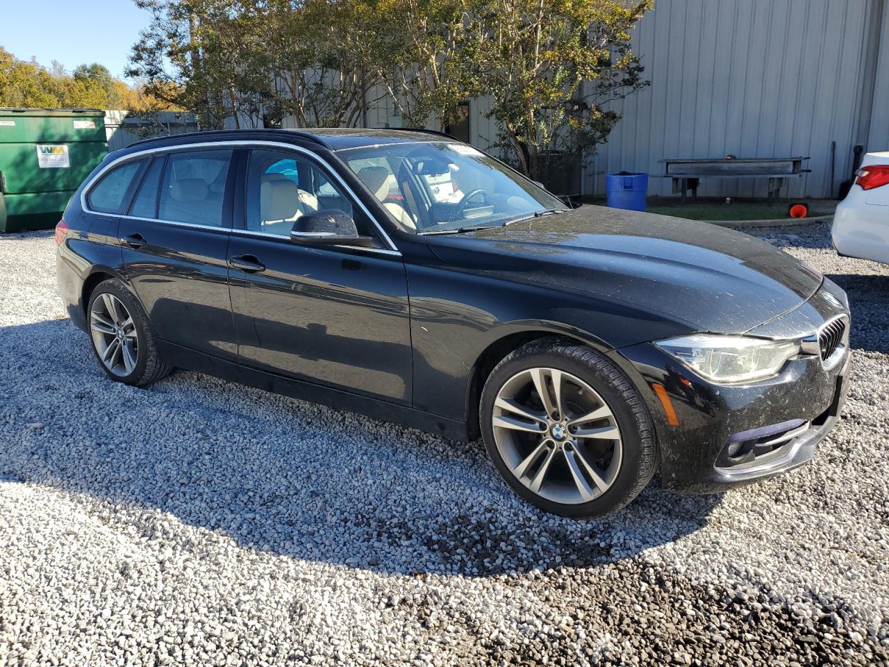 BMW 3 Series Xi Image 2