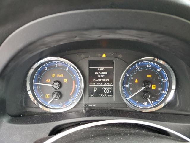 Toyota Corolla L Image 9