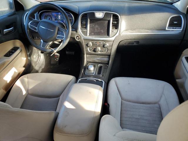 Chrysler 300 Touring Image 4