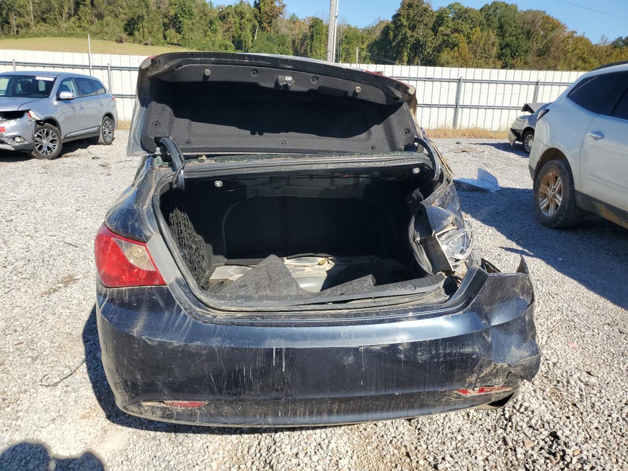 Hyundai SONATA Gls Image 9