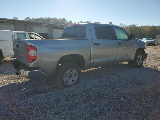 Toyota Tundra Crewmax Sr5 Image 5