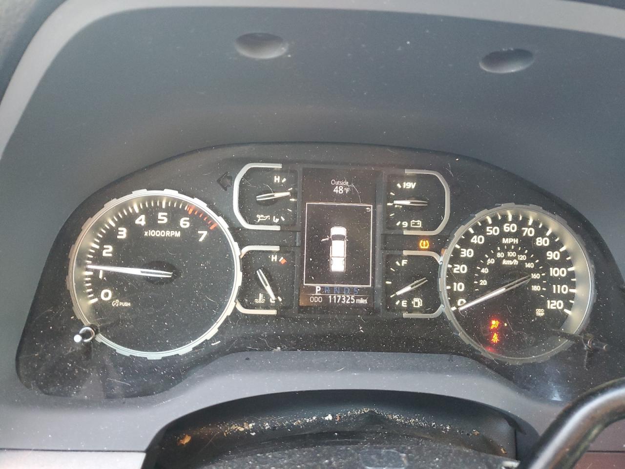 Toyota Tundra Crewmax Sr5 Image 10