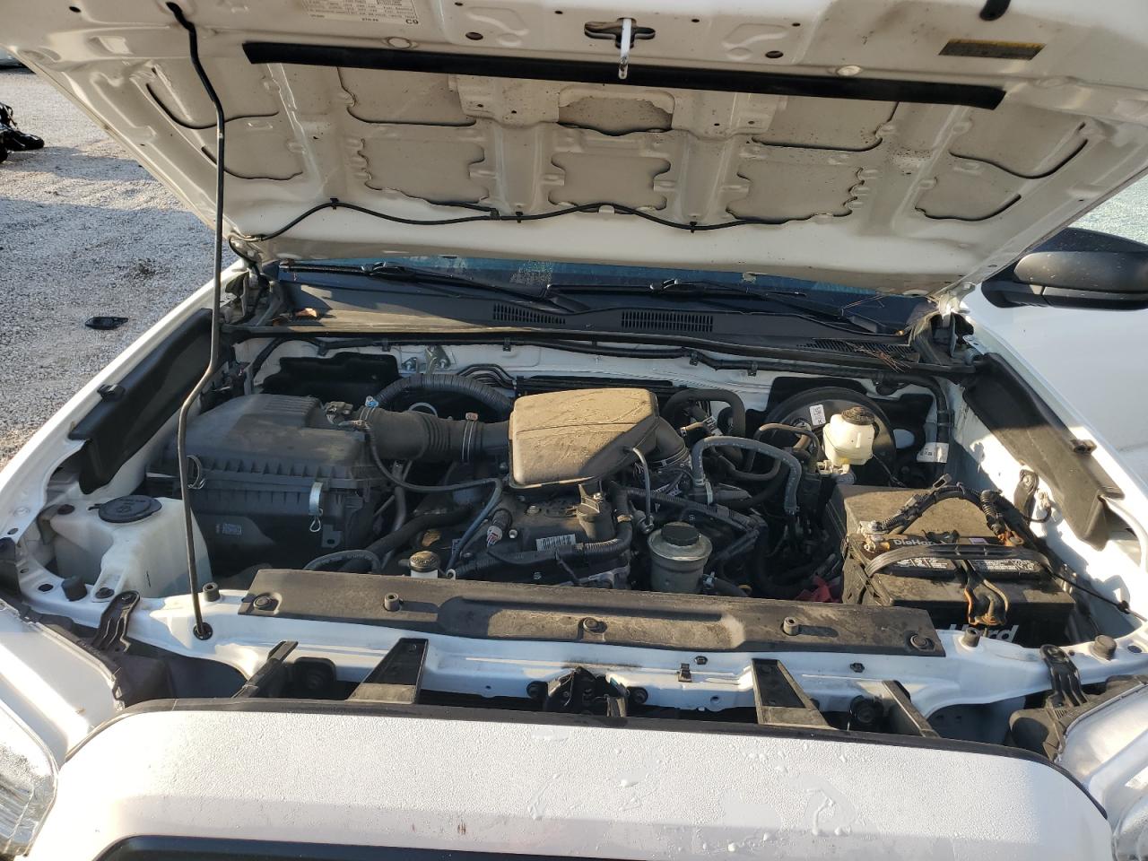 Toyota Tacoma Access Cab Image 10