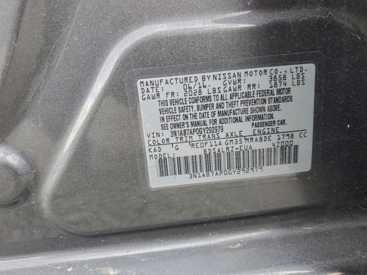 Nissan Sentra S Image 8