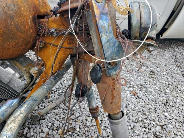 Harley-Davidson Fl Image 8