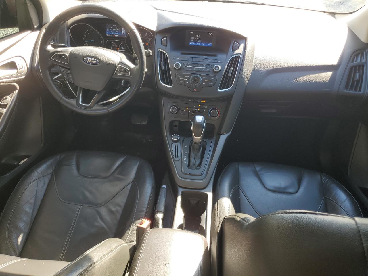 Ford Focus Se Image 6