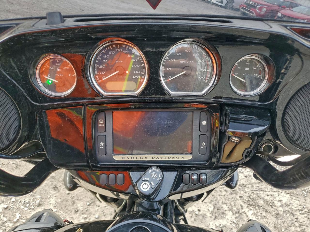 Harley-Davidson Fl Street Glide Special Image 6