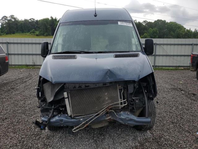 Mercedes-Benz Sprinter 2500 Image 12