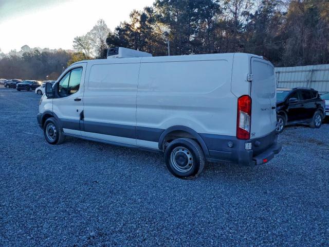 Ford Transit T-150 Image 3