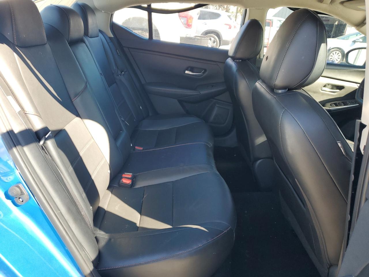 Nissan Sentra Sr Image 8