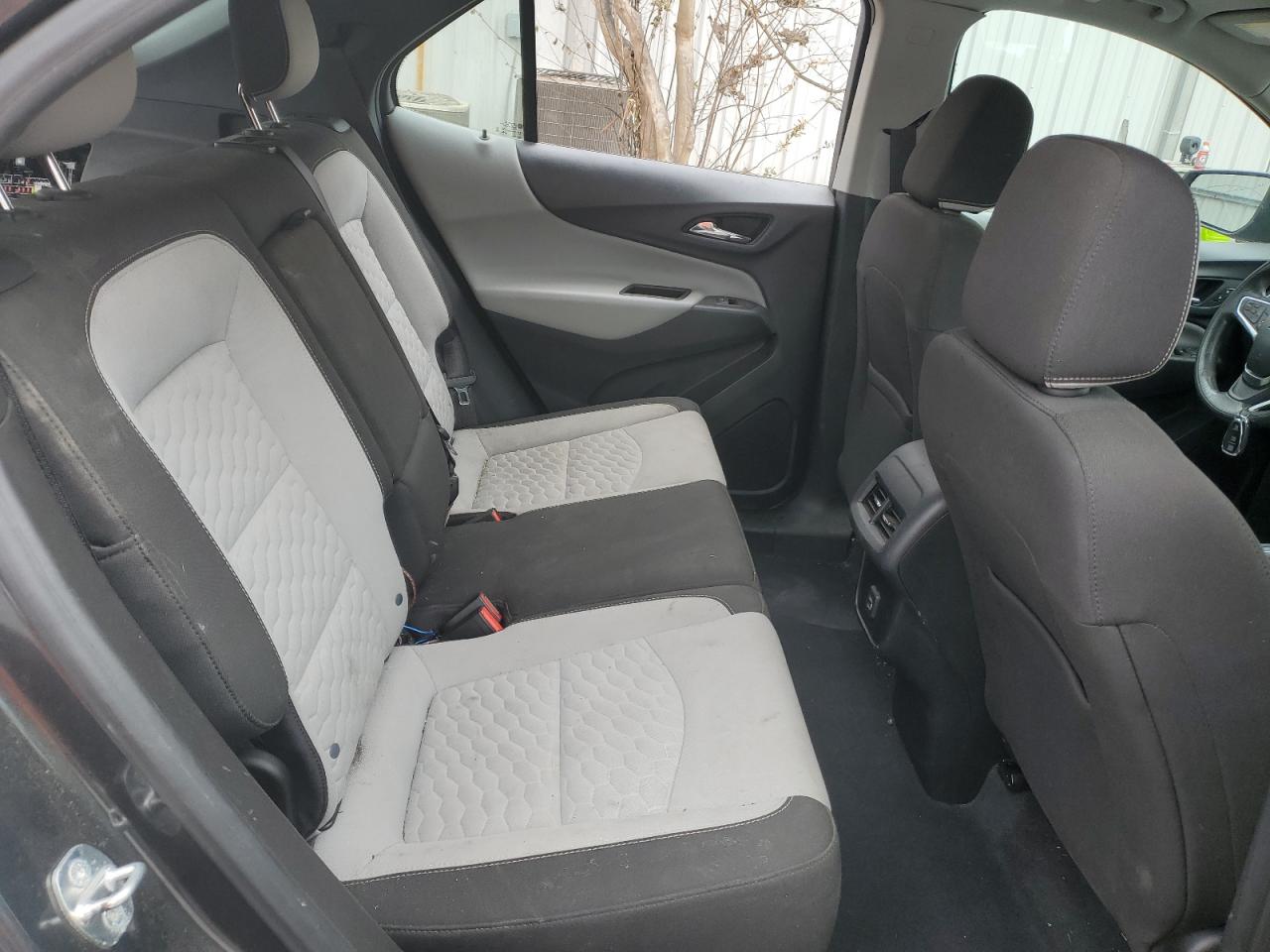 Chevrolet Equinox Ls Image 5