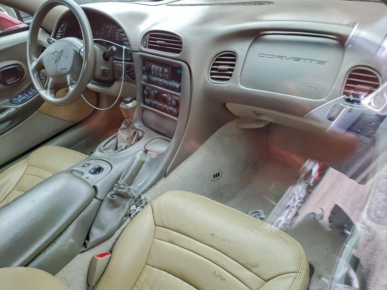 Chevrolet Corvette Image 10