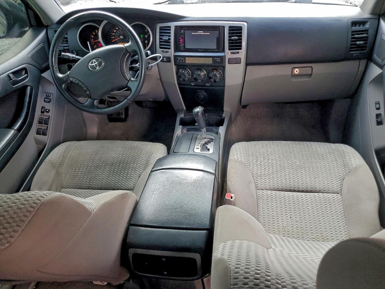 Toyota 4Runner Sr5 Image 13