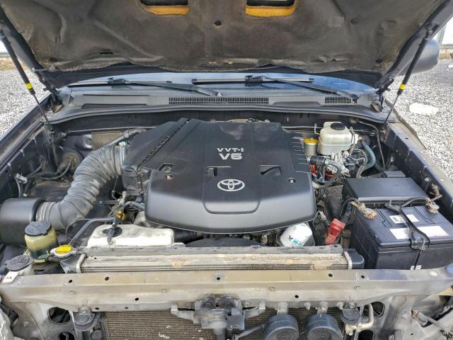 Toyota 4Runner Sr5 Image 8