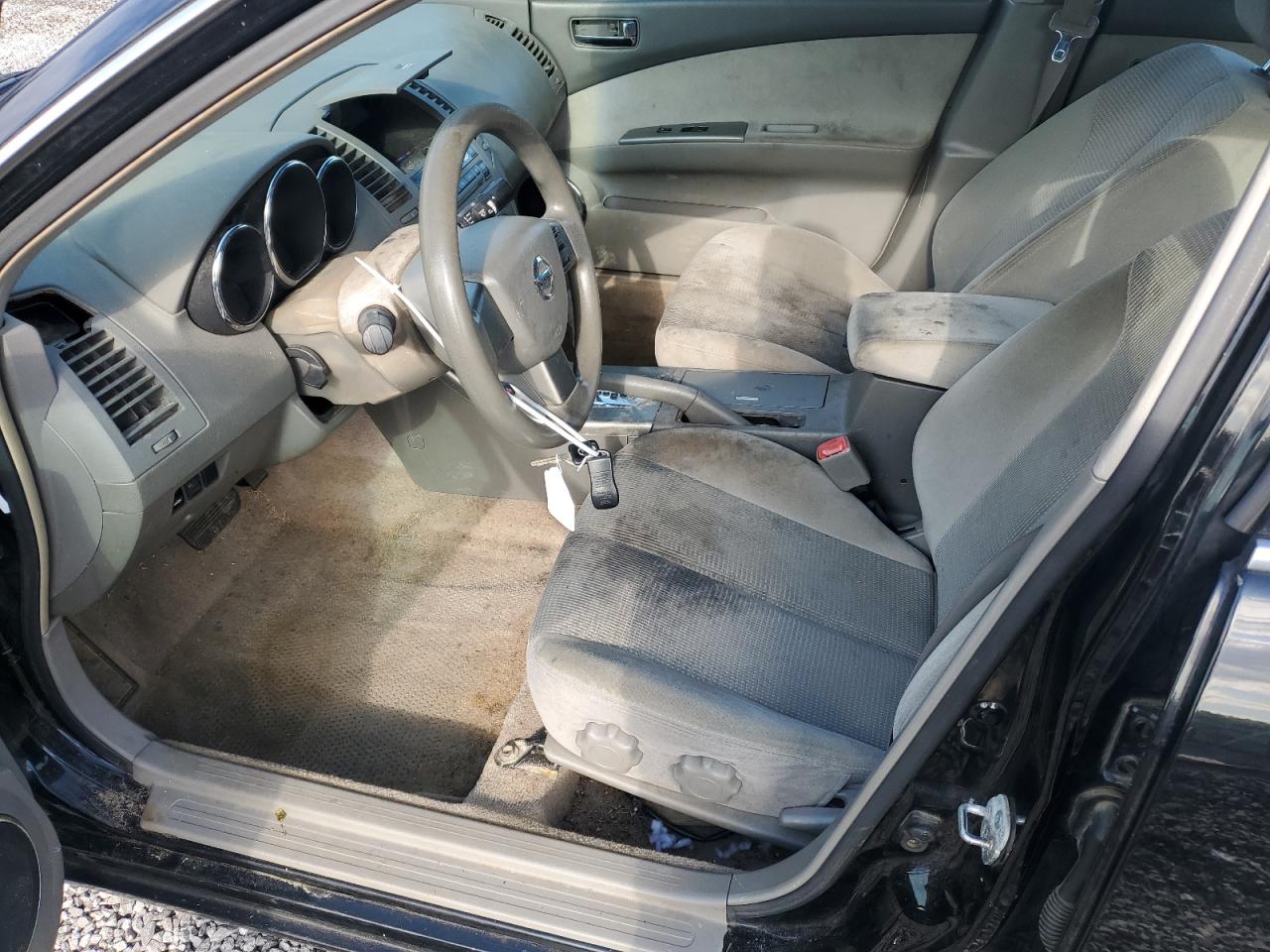 Nissan Altima S Image 11